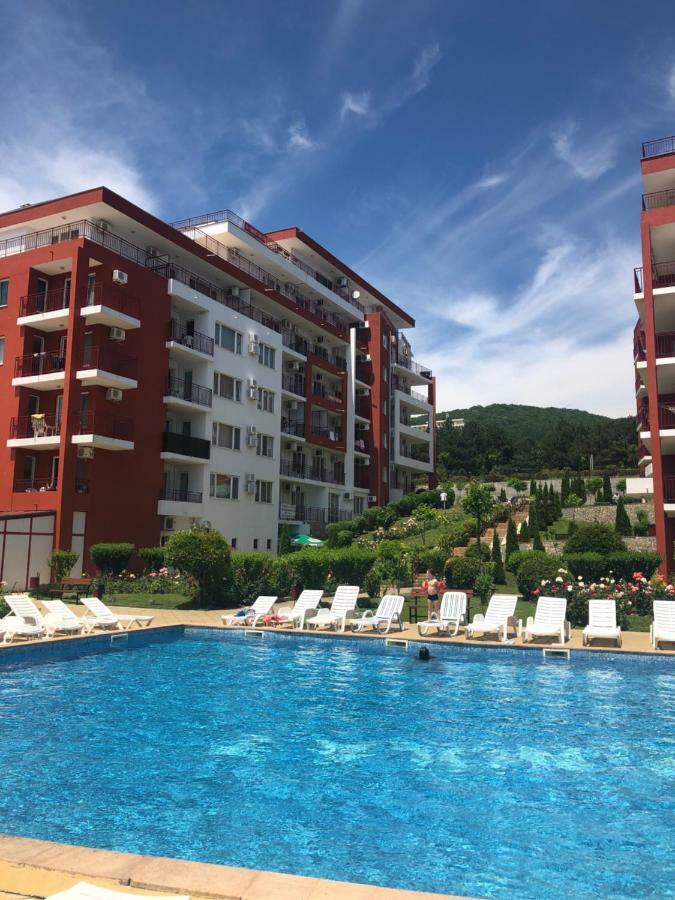 Апартаменты Fort Noks Panorama I Marina Елените Экстерьер фото